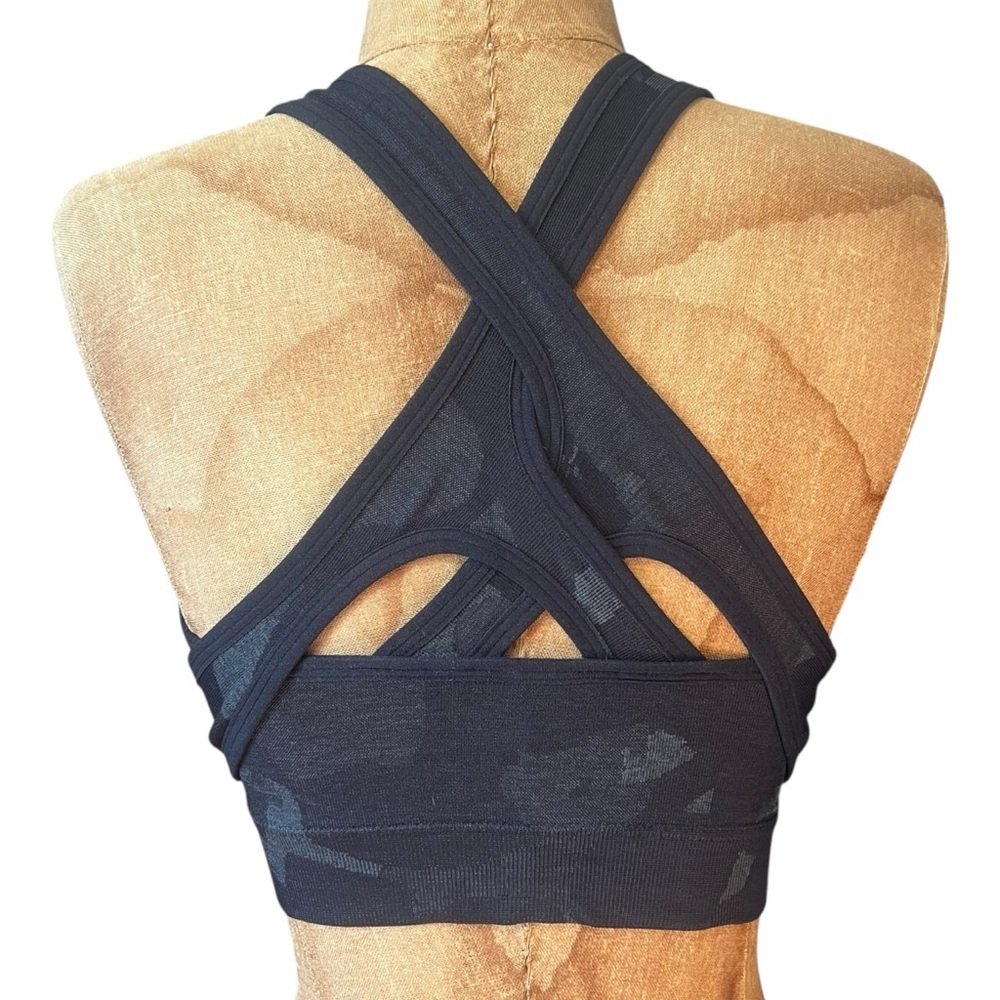 Gymshark Adapt Black Double Cross Back Camo Sports Bra w/Padding EUC S - Picture 5 of 9
